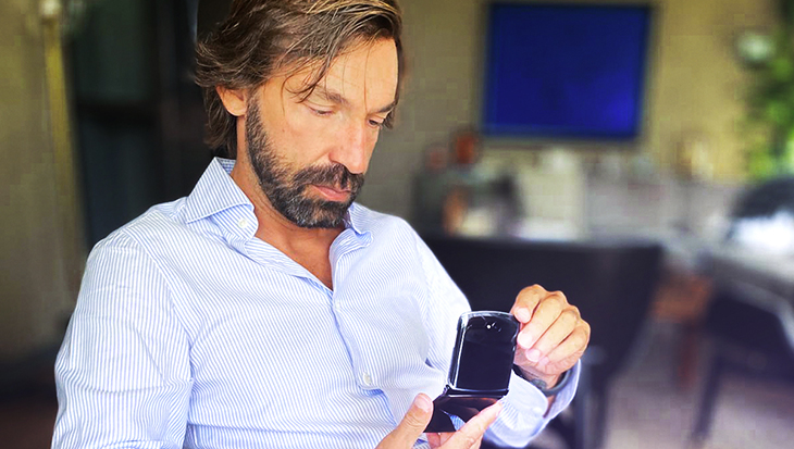 Andrea-Pirlo-Motorola.jpg