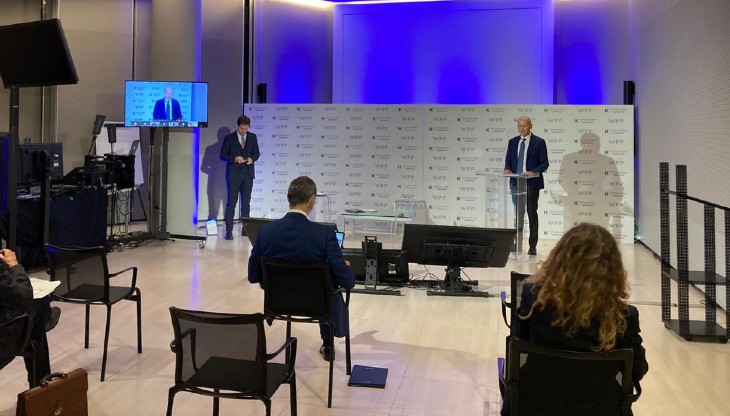 Un momento del Forum WPP. Sul palco, Massimo Beduschi