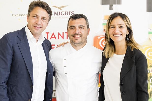 Luca De Nigris, lo chef Paolo Marinucci e  Barbara Cavicchia