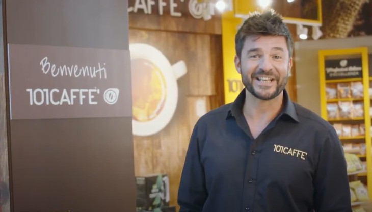 Un'immagine dello spot di 101Caffè