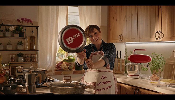 Benedetta Rossi nello spot Kasanova dedicato alla linea Eco Petra