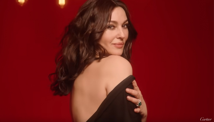Monica Bellucci nel nuovo spot Cartier di Natale