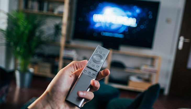 I trend dell'Advanced TV in un nuovo studio di FreeWheel (Photo by Jonas Leupe on Unsplash)