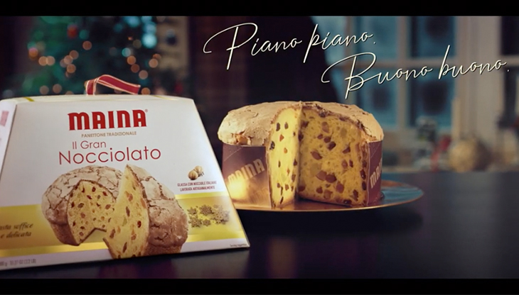 Maina torna in tv con lo spot “Le lanterne di Natale"
