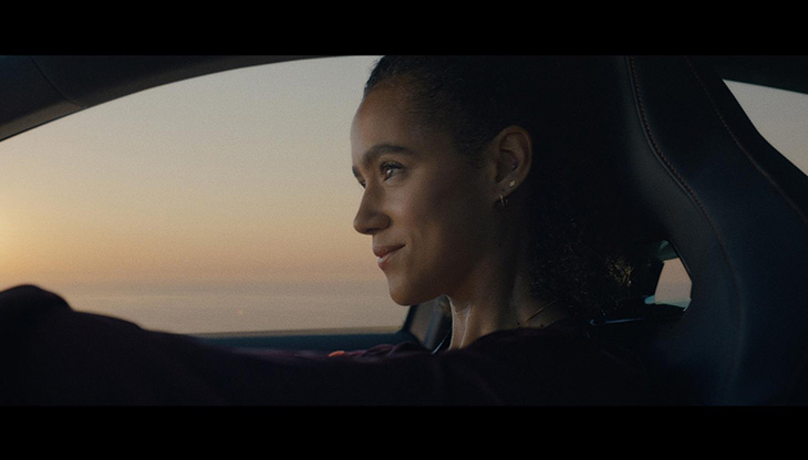 L’attrice Nathalie Emmanuel nello spot della nuova Cupra Formentor