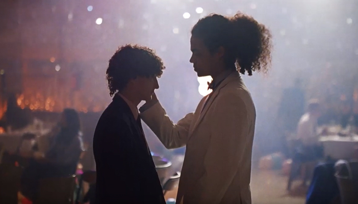 Renault festeggia i 25 anni della Scenic con un nuovo spot