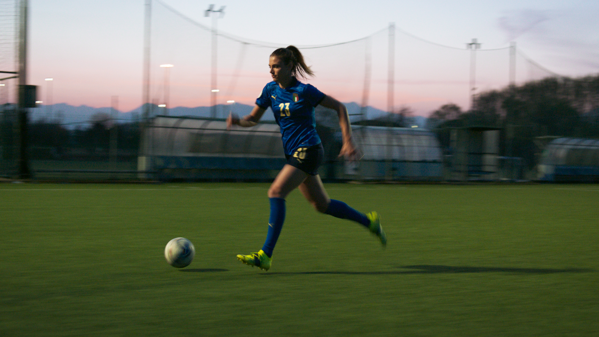 Un frame del nuovo spot Equilibra, firmato McCann