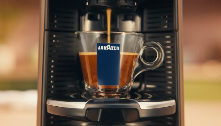 Un'immagine dal nuovo spot "A Modo Mio Barista Technology"