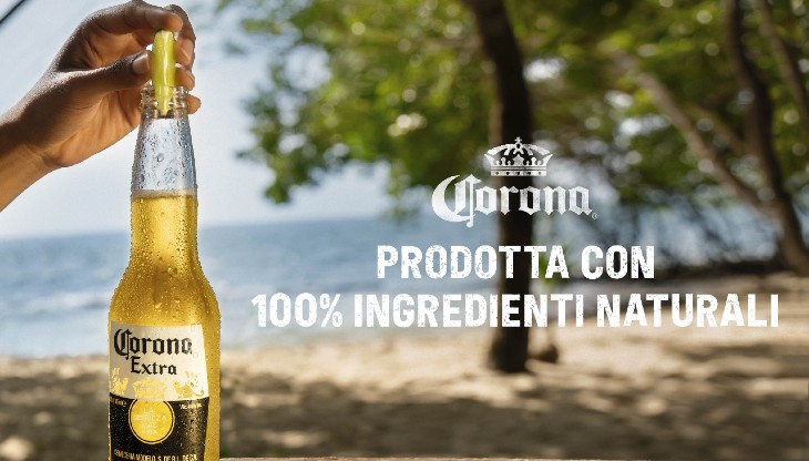 Un'immagine della nuova pubblicità Corona