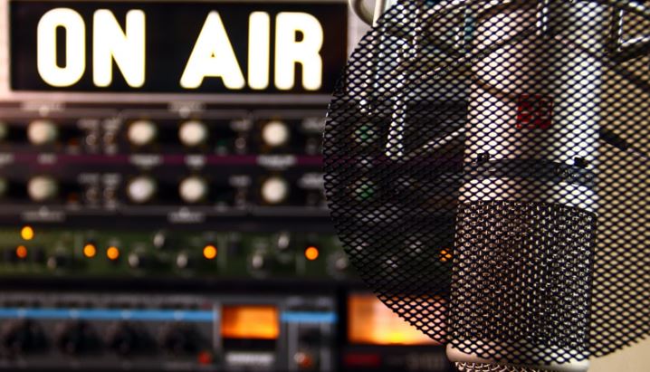 radio_587545.jpg
