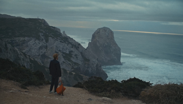Un frame del nuovo spot America Express dedicato a Carta Oro