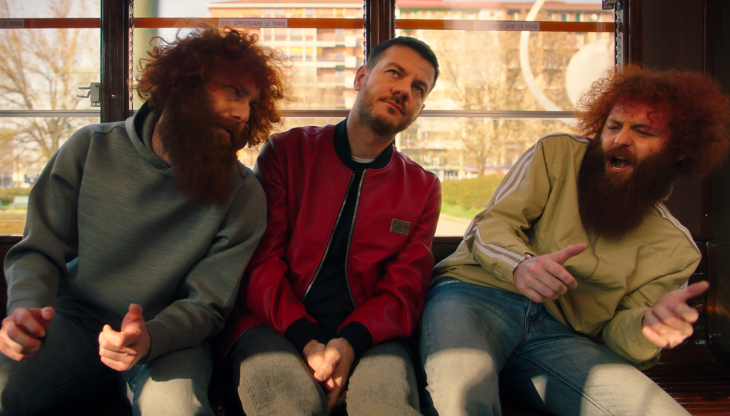 Alessandro Cattelan nel nuovo spot Vodafone e PlayStation