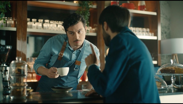 Un'immagine dello spot OlyBet.tv