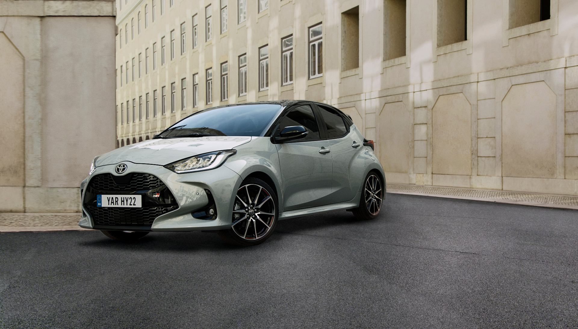 spot-toyota-yaris.jpg