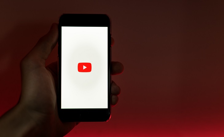 Foto di Szabo Viktor su Unsplash