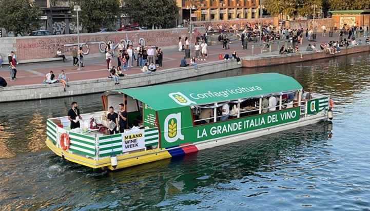 La "wine boat" di Confagricoltura alla Milano Wine Week