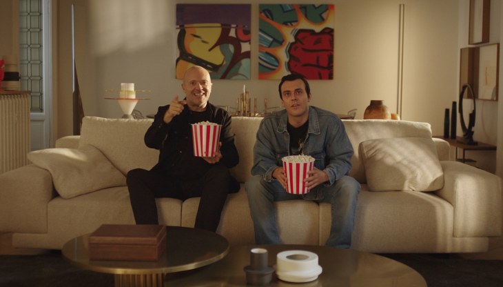 Max Pezzali nel nuovo spot Sky Glass