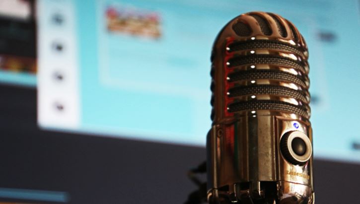 Radio, cresce la pubblicità. Foto: Magda Ehlers su Pexels.com