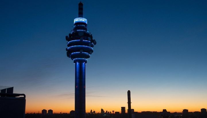 Mediaset, sorpasso storico negli ascolti tv