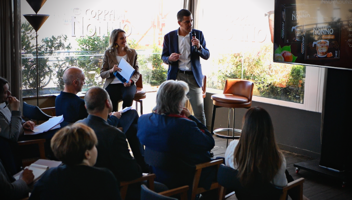 Filippo Salamone, Group Brand Manager Froneri Italia, alla conferenza dedicata al rilancio di Coppa del Nonno