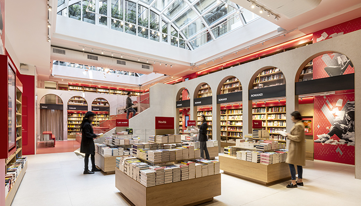 Libreria-Mondadori-Duomo---Il-Prisma---photo-Vito-Corvasce--(8).jpg