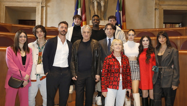 Simone Giacomini (terzo da sinistra) di Stardust, insieme ai creator e ai primi direttori artistici dello Stardust Lab