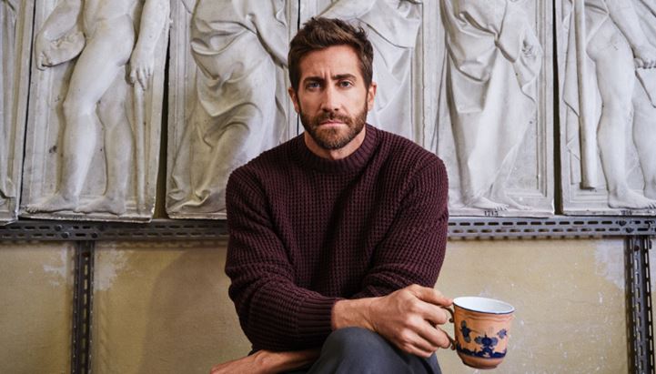 Jake Gyllenhaal in uno degli scatti della nuova campagna Ginori 1735 realizzati dal fotografo Gray Sorrenti