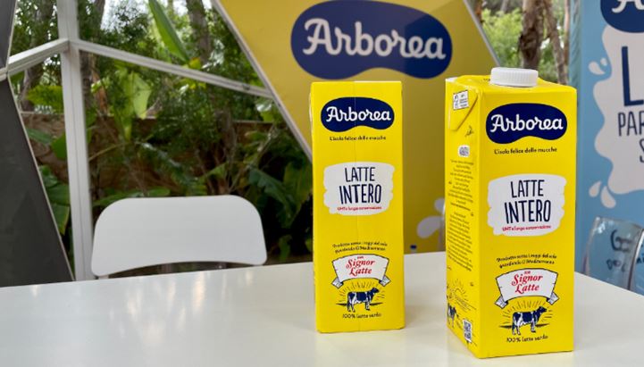 Il nuovo packaging del latte Arborea