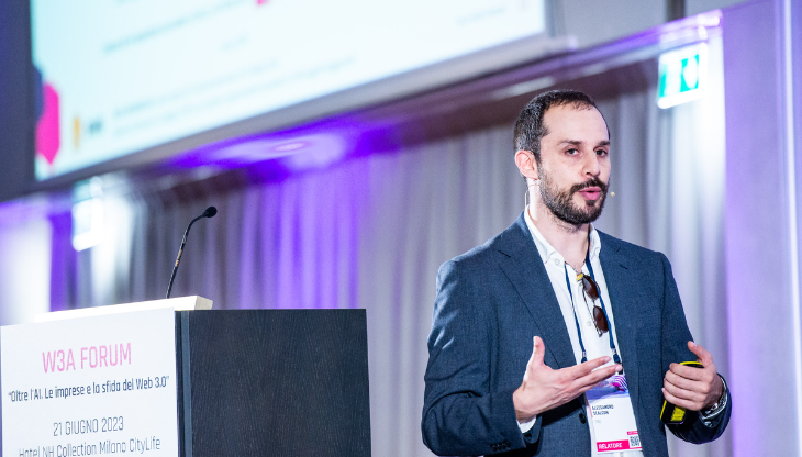 Alessandro Scalcon, Senior Researcher di SWG, sul palco del Web3 Alliance Forum