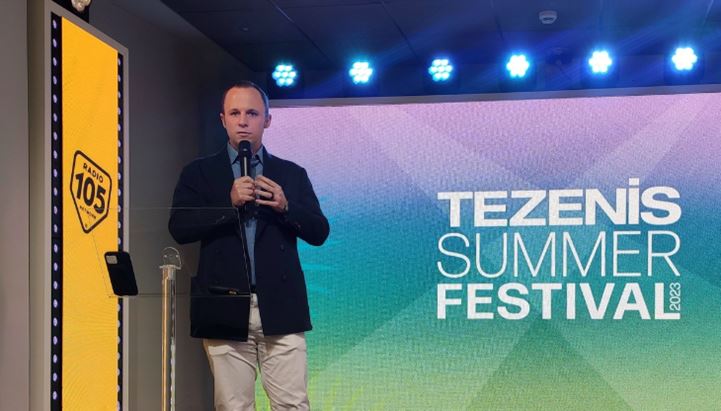 Federico Veronesi, brand leader di Tezenis, in un momento della presentazione del Tezenis Summer Festival