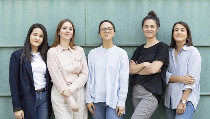 Salma Haouzane, Nicole Cerrone, Marianna Galli, Chiara Mangiacotti e Romina Napoli