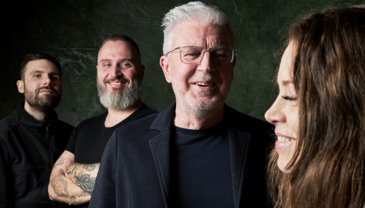 Mauro Miglioranzi (terzo da sinistra) e il team di Coo'ee