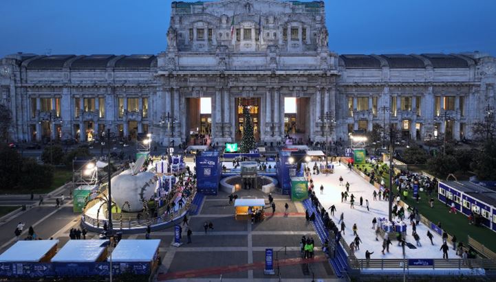 Piazza Duca D’Aosta a Milano durante la manifestazione