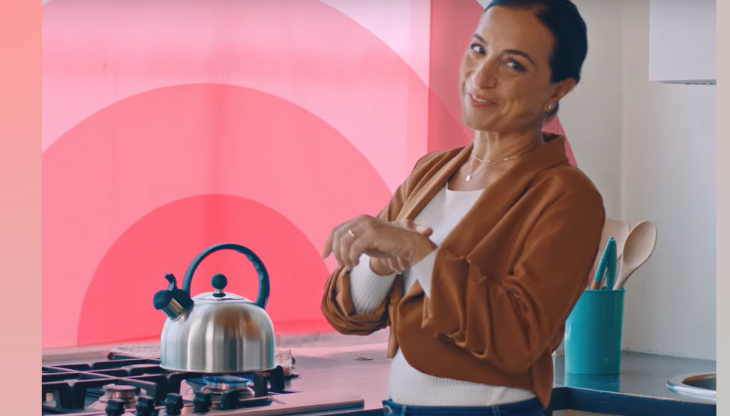 Un frame della nuova campagna