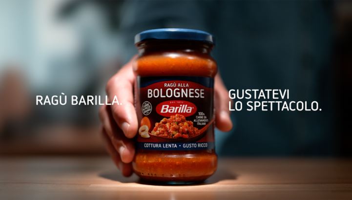 Un'immagine dal nuovo spot Barilla dedicato al Ragù alla Bolognese