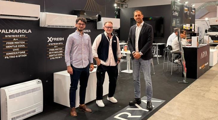 Da sinistra: Mario Fanelli (Digital Strategist Yolo+), Fabrizio Agostini (Direttore Generale Arya) e Bruno Sparandeo (Direttore Generale Yolo+)