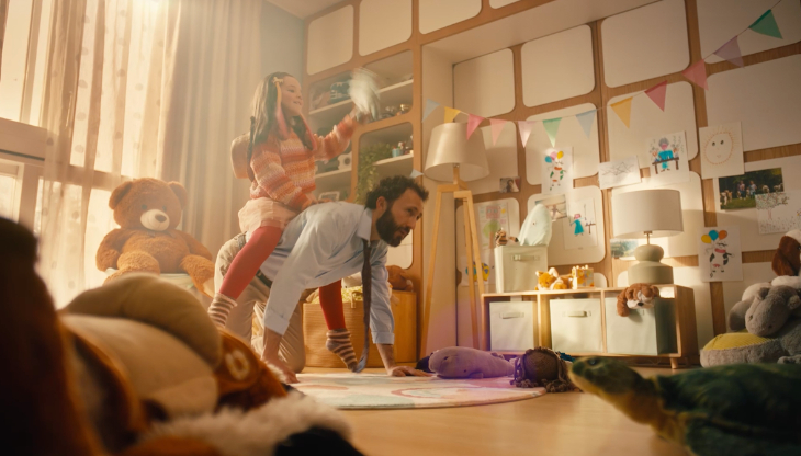 Un'immagine del nuovo spot BeTotal B-Fase