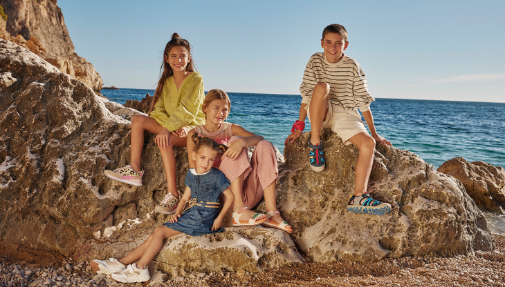 Un'immagine della campagna pubblicitaria Gioseppo Kids SS24