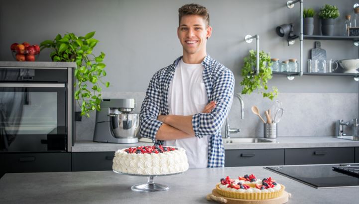 LuCake, alias Luca Perego, food creator e pasticcere di successo