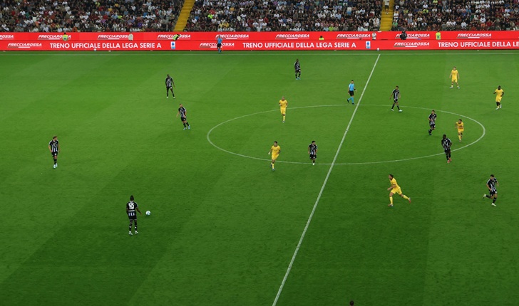 Serie A match.jpg