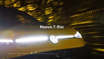 Un frame dello spot che anticipa il lancio commerciale del nuovo T-Roc