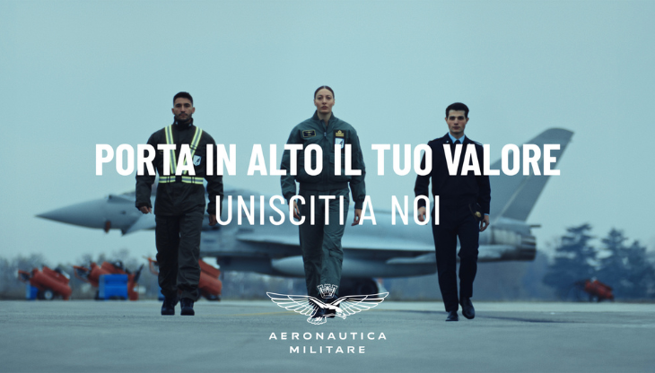 La nuova campagna "Porta in alto il tuo valore" dell'Aeronautica Militare, firmata Emporio ADV