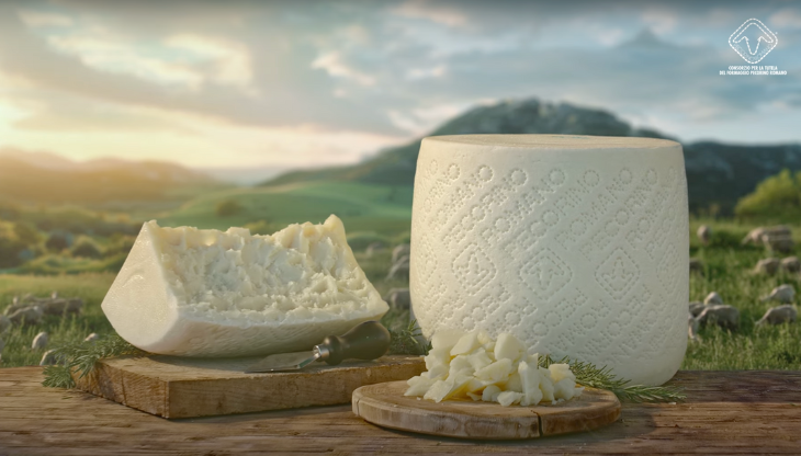Un immagine dallo spot tv Pecorino Romano DOP