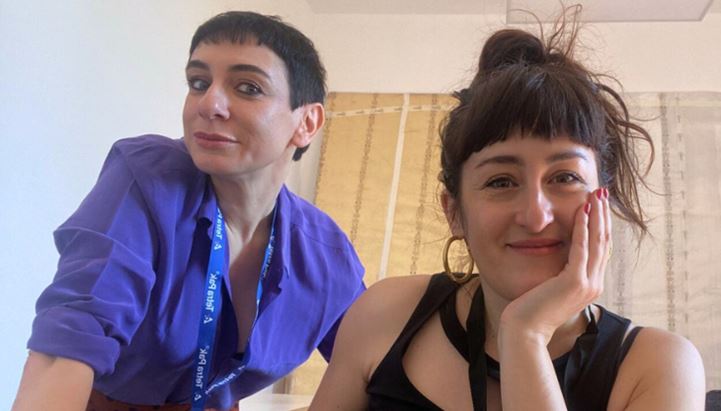 da sinistra, Elena Giacchino e Florentina Ricciarelli, fondatrici di Serotonina media