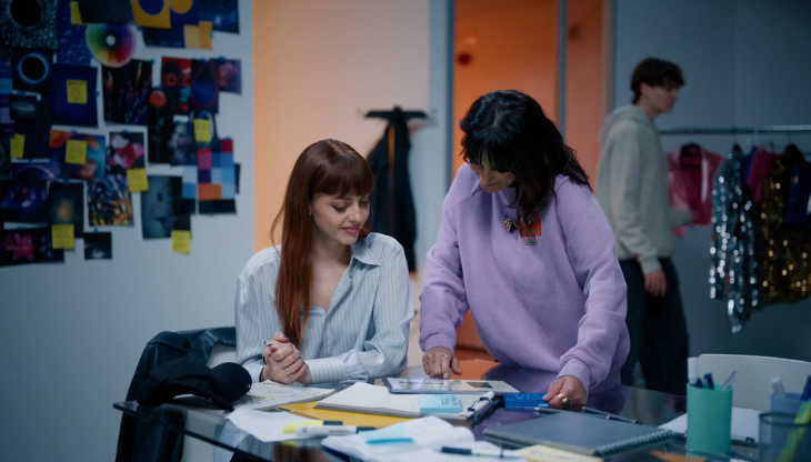 Un'immagine dal nuovo spot Visa con protagonista Annalisa