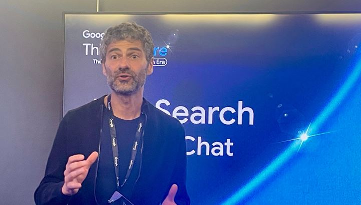 Nella foto Fab Caillette, Senior Director of Engineering di Google Search