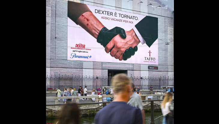 Paramount+, co-marketing con Taffo: un'affissione a Milano
