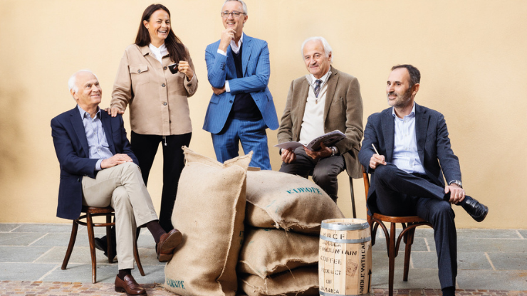 Nella foto, la famiglia Vergnano, che ancora guida la storica torrefazione torinese
