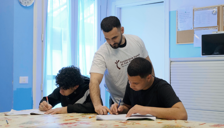 Un frame dello spot 5x1000 della Fondazione Fratelli di San Francesco d’Assisi