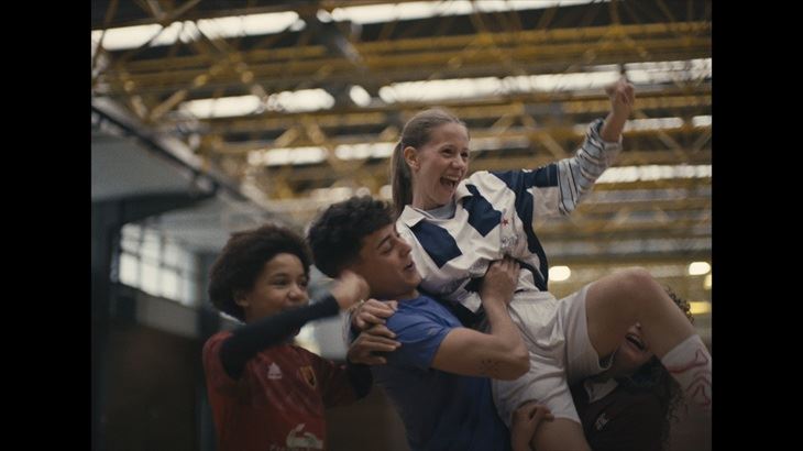 spot-axa-calcio.jpg